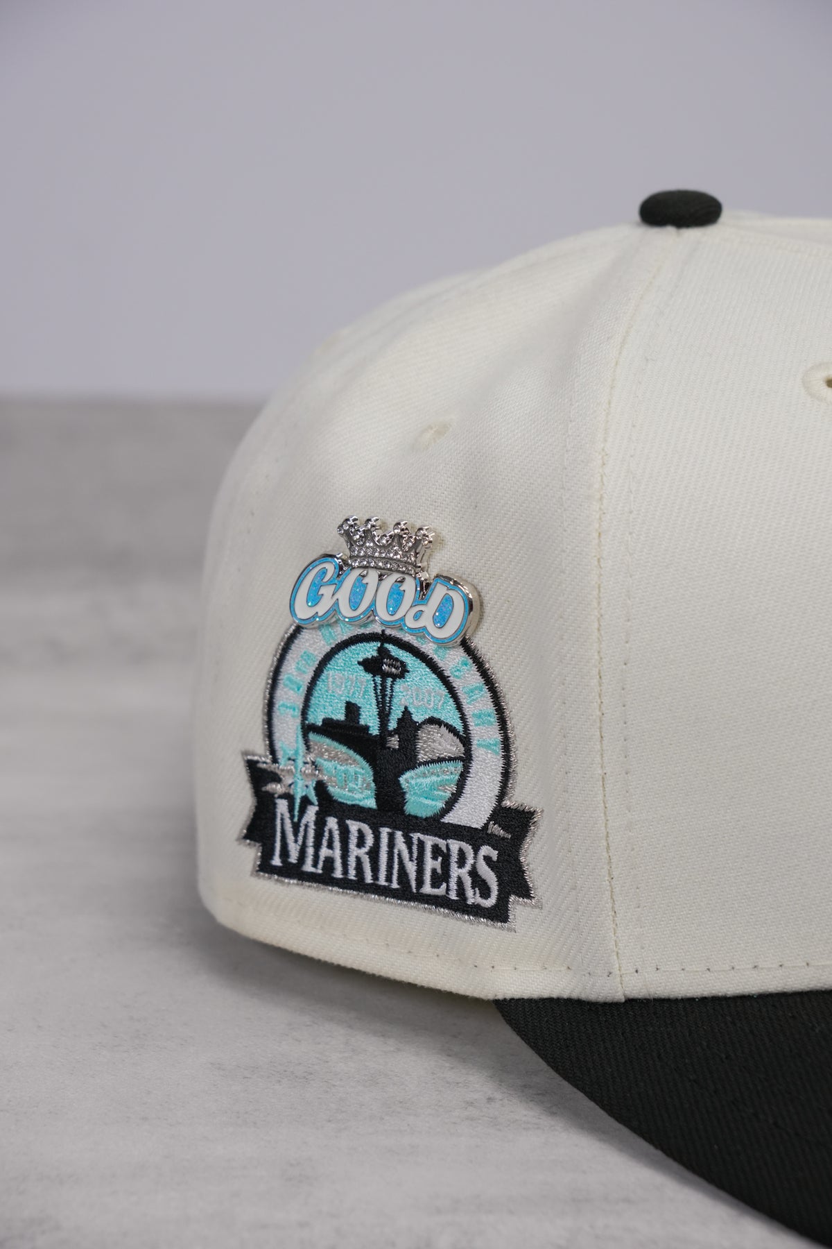 Icy Good Crown Pin