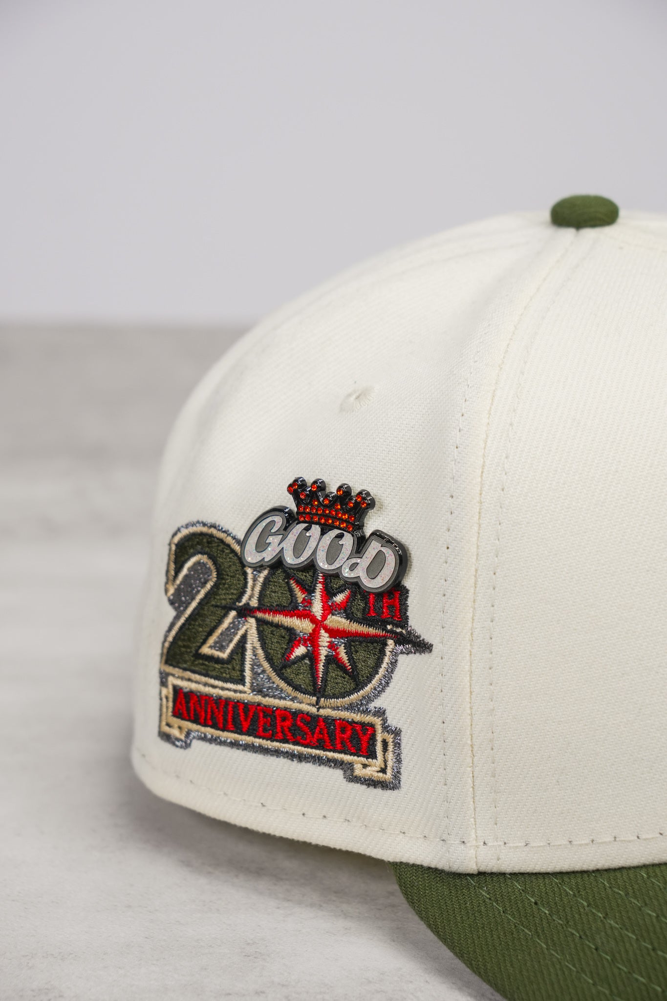 UNDFTD Good Crown Pin